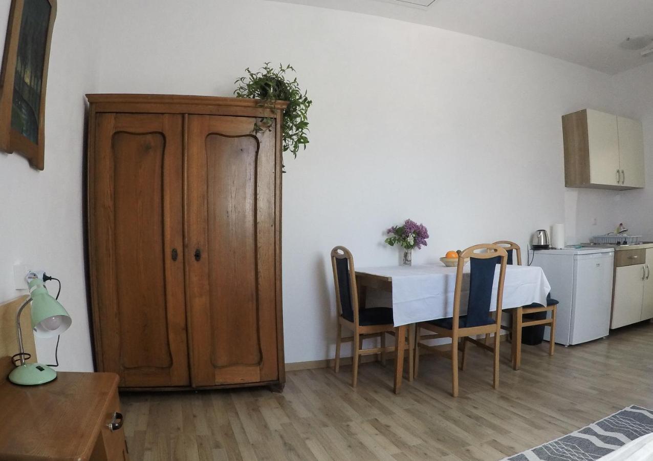 Beekeeping Kojek Apartment Ribnica ภายนอก รูปภาพ